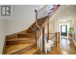 33 Mazarine Lane, Richmond Hill, ON L4S0G2 Photo 8
