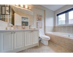 33 Mazarine Lane, Richmond Hill, ON L4S0G2 Photo 33