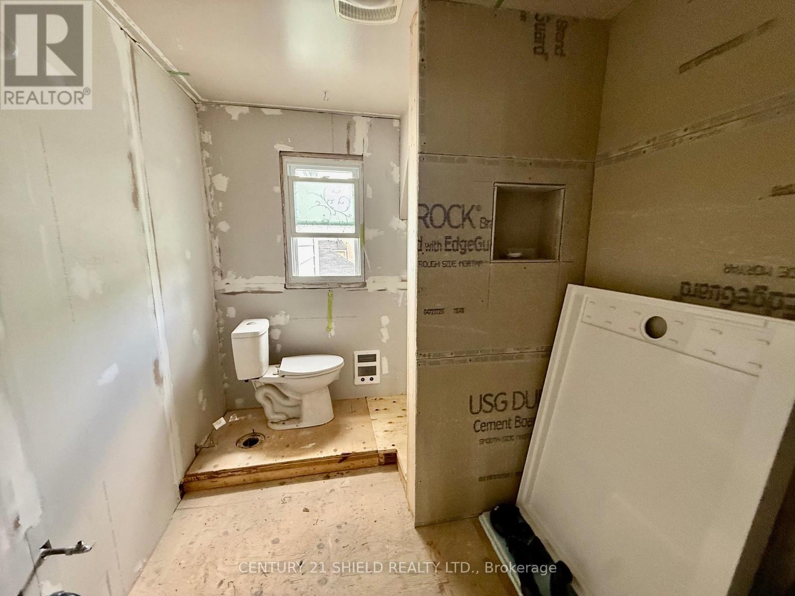 1506 MONTREAL ROAD - Image 11