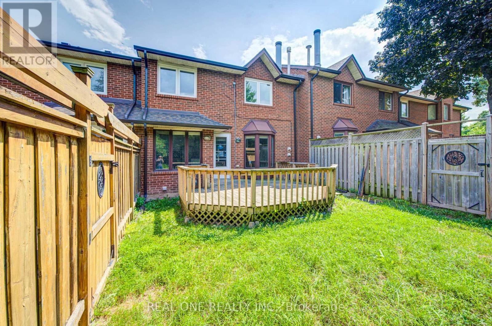 2593 ADDINGHAM CRESCENT - 47