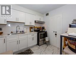 706 - 1881 Jane Street, Toronto, ON M9N3S7 Photo 18