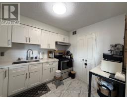 706 - 1881 Jane Street, Toronto, ON M9N3S7 Photo 16
