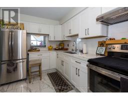 706 - 1881 Jane Street, Toronto, ON M9N3S7 Photo 17