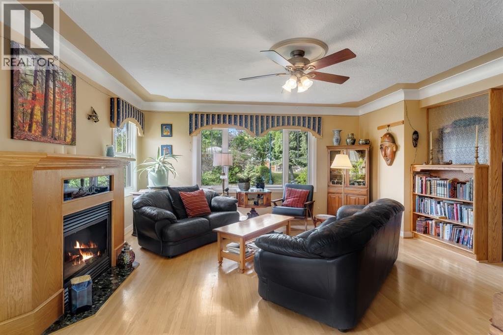 2204 Halifax Crescent NW - Image 7
