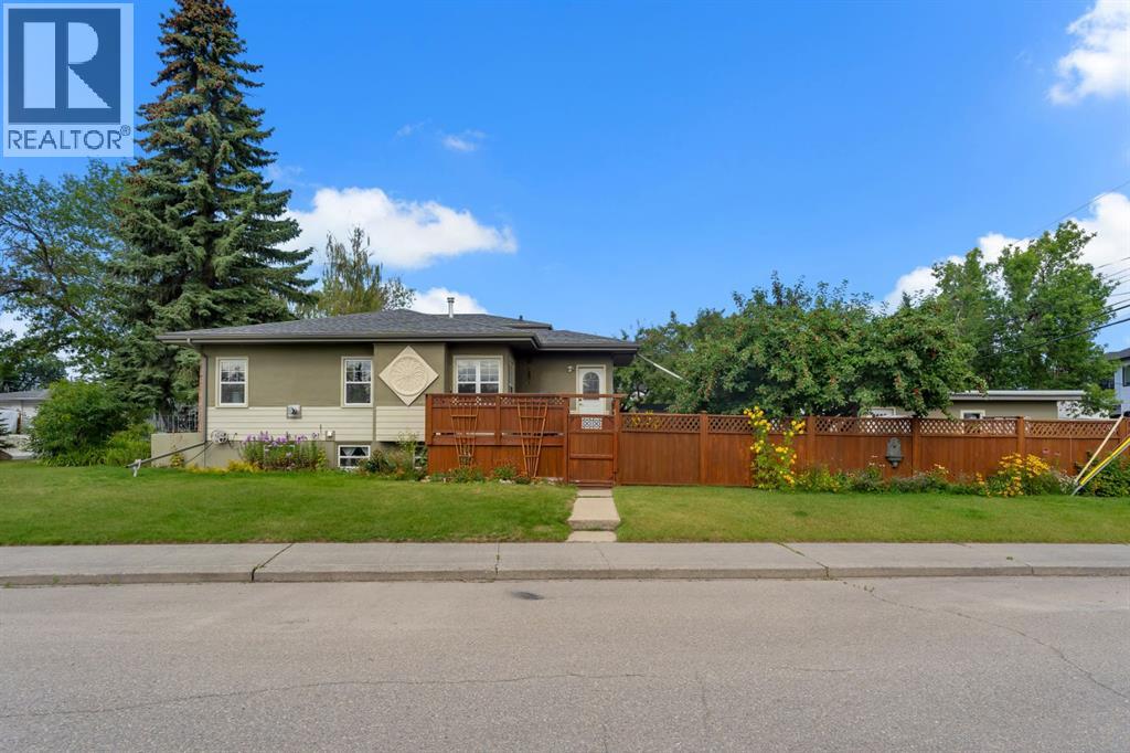 2204 Halifax Crescent NW - 27