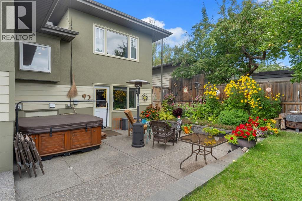 2204 Halifax Crescent NW - Image 25