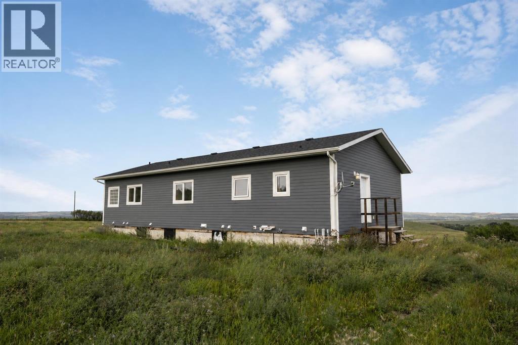 23515 Township Road 402 - Image 6