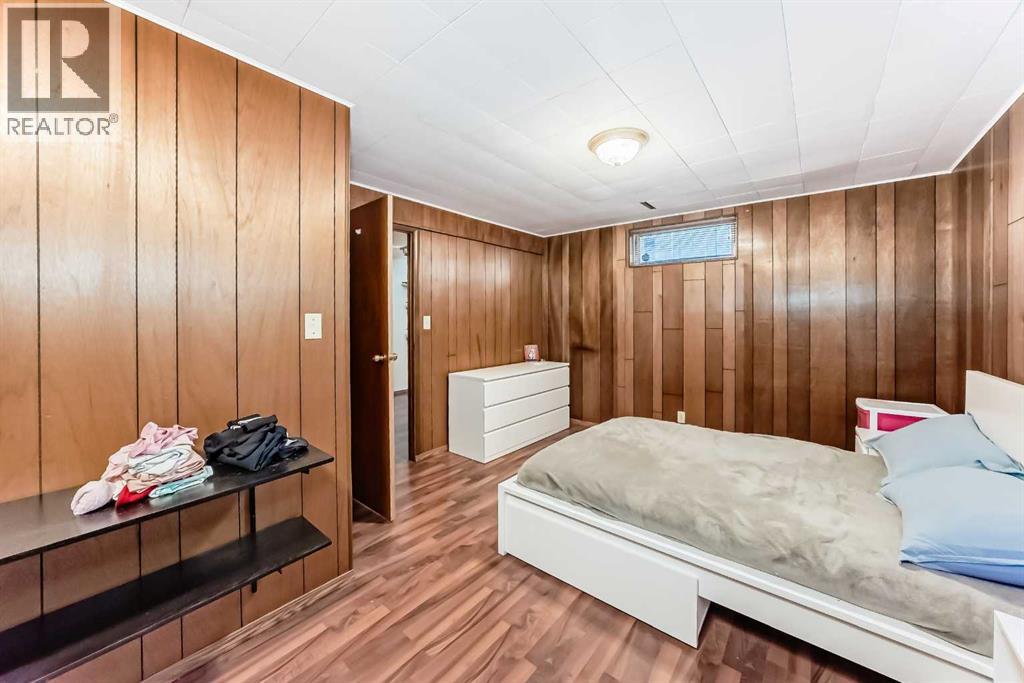 5007 Vallance Crescent NW - 36