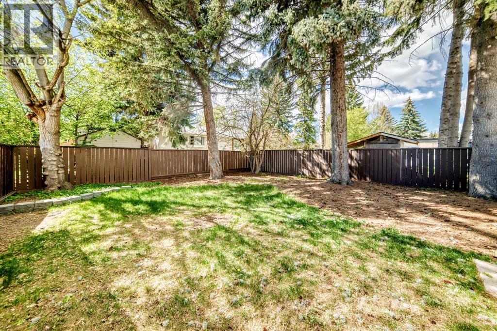 5007 Vallance Crescent NW - 46