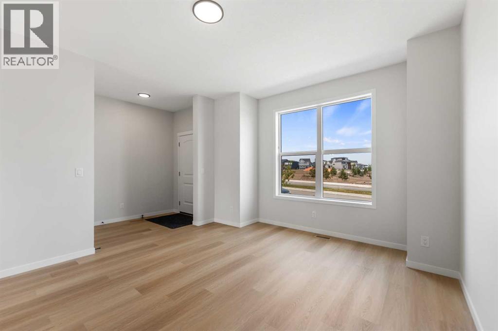247 Lucas Gate NW - 13
