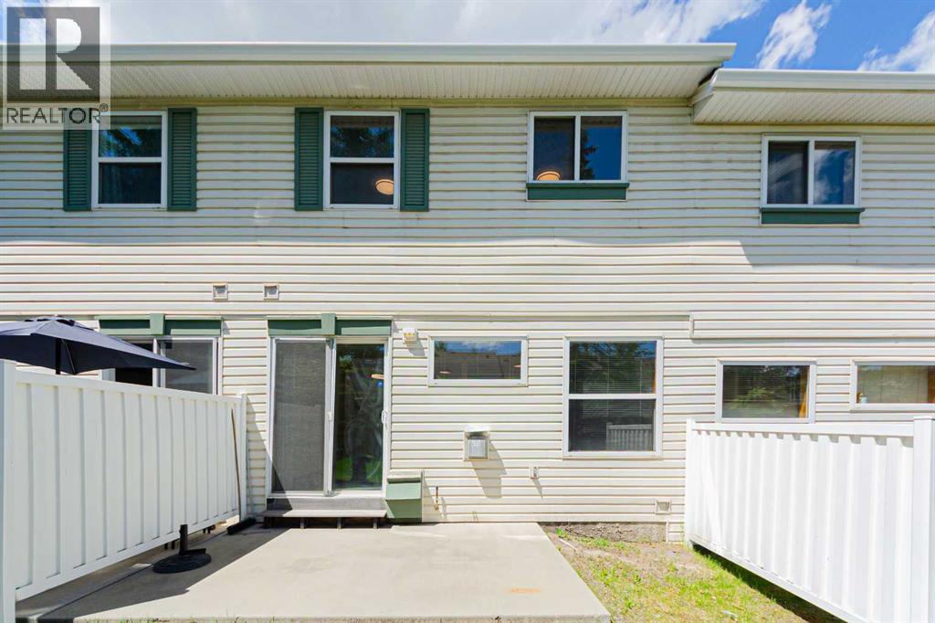 88 Country Hills Villas NW - 23