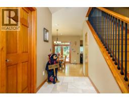 Bedroom - 903 Redstone Drive, Rossland, BC V0G1Y0 Photo 6