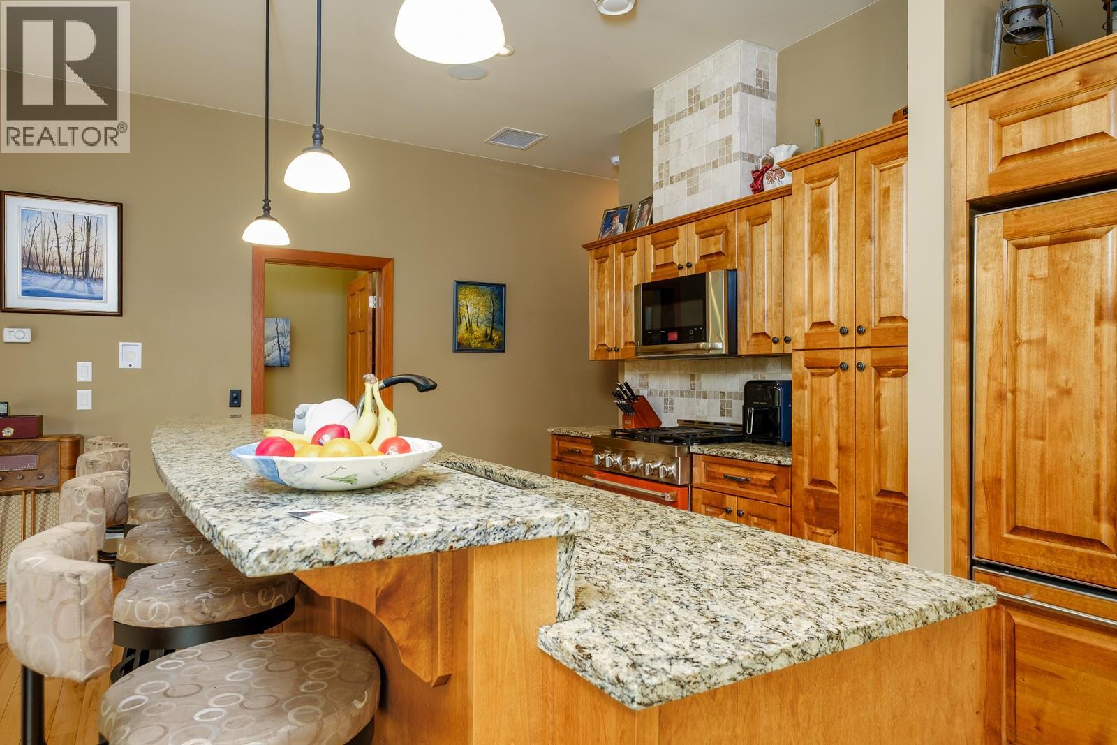 903 Redstone Drive, Rossland
