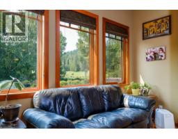 903 Redstone Drive, Rossland, BC V0G1Y0 Photo 17