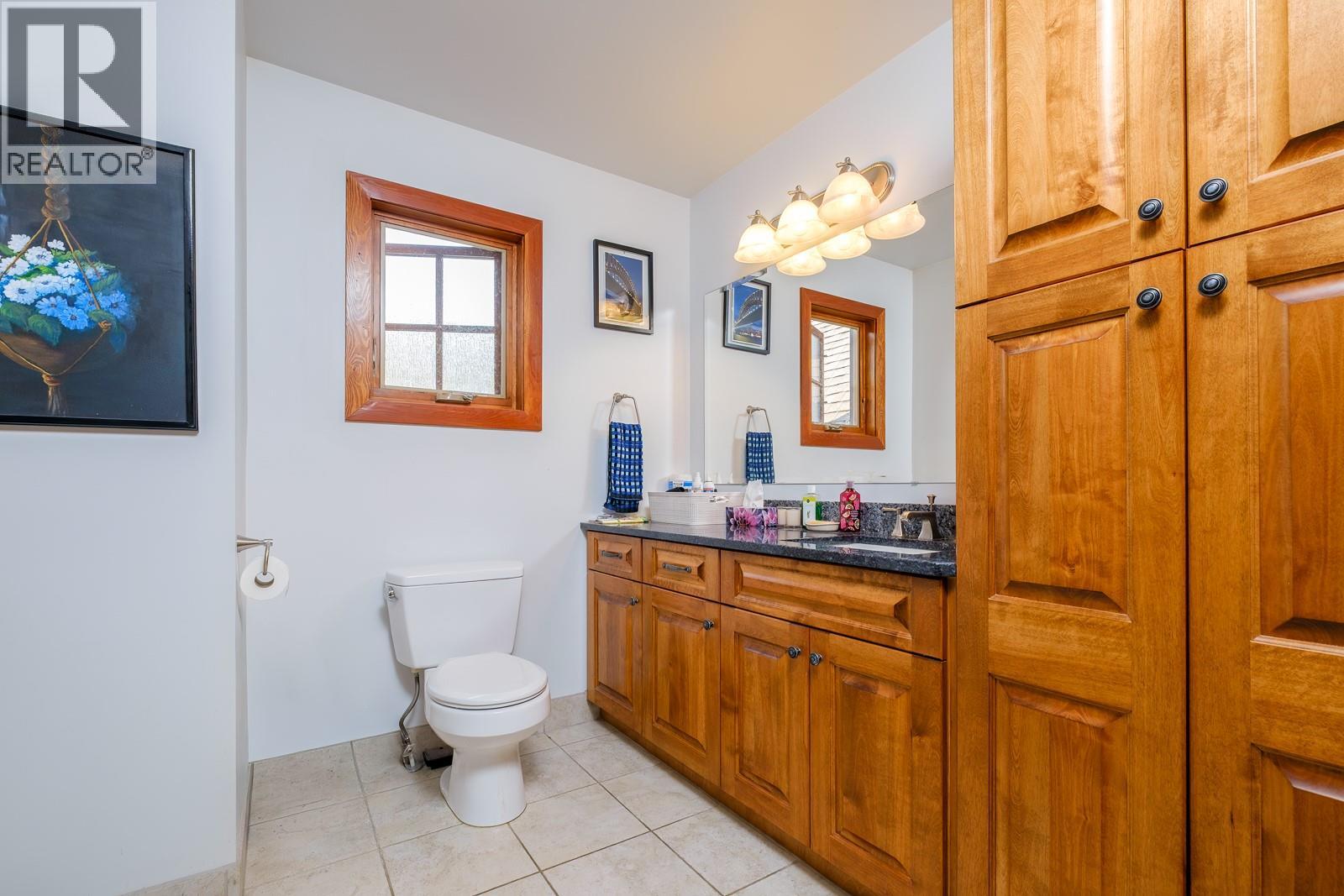 903 Redstone Drive, Rossland