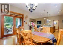 903 Redstone Drive, Rossland, BC V0G1Y0 Photo 12