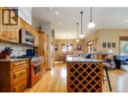 903 Redstone Drive, Rossland, BC V0G1Y0 Photo 18