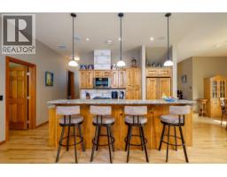 903 Redstone Drive, Rossland, BC V0G1Y0 Photo 19