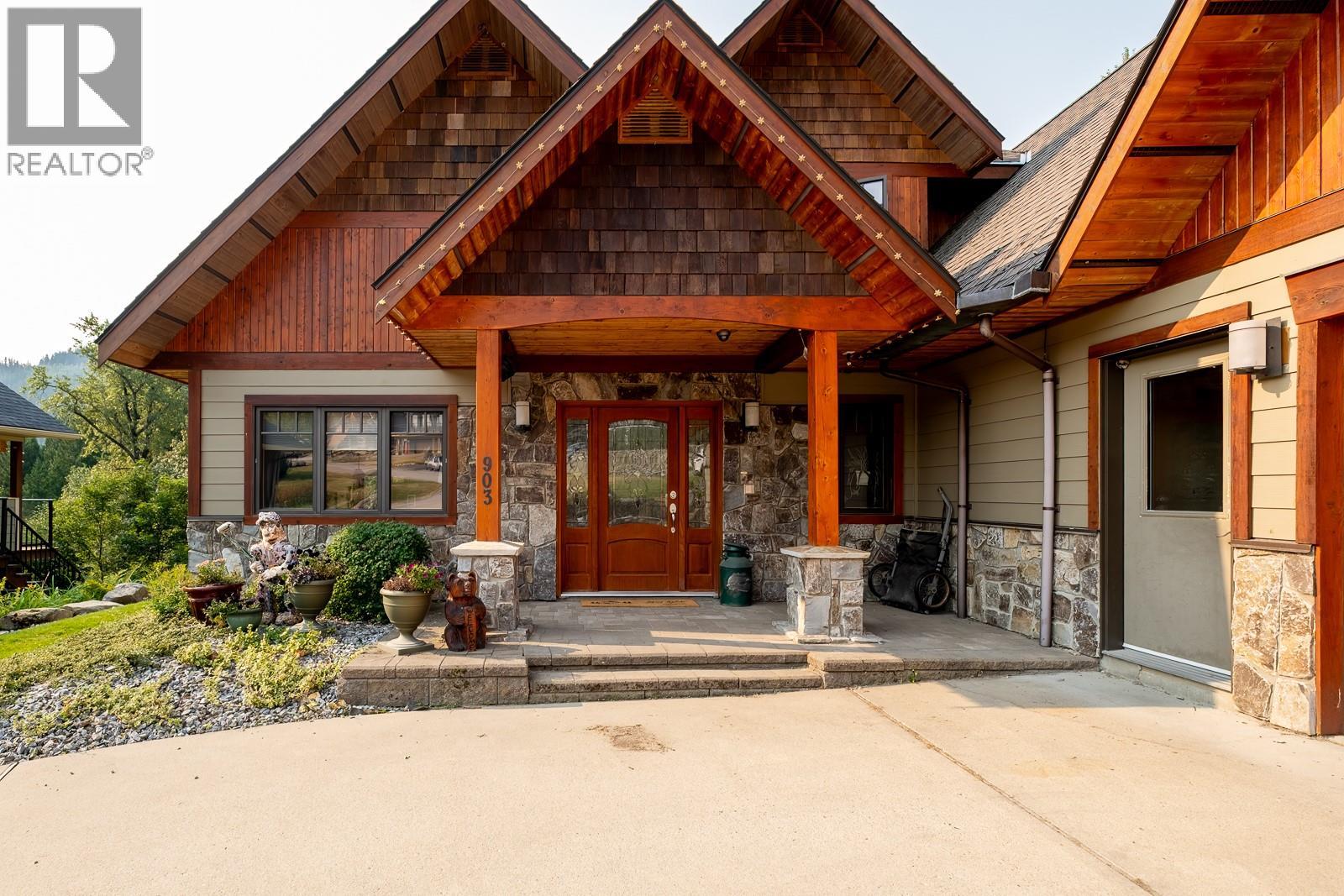 903 Redstone Drive - 3