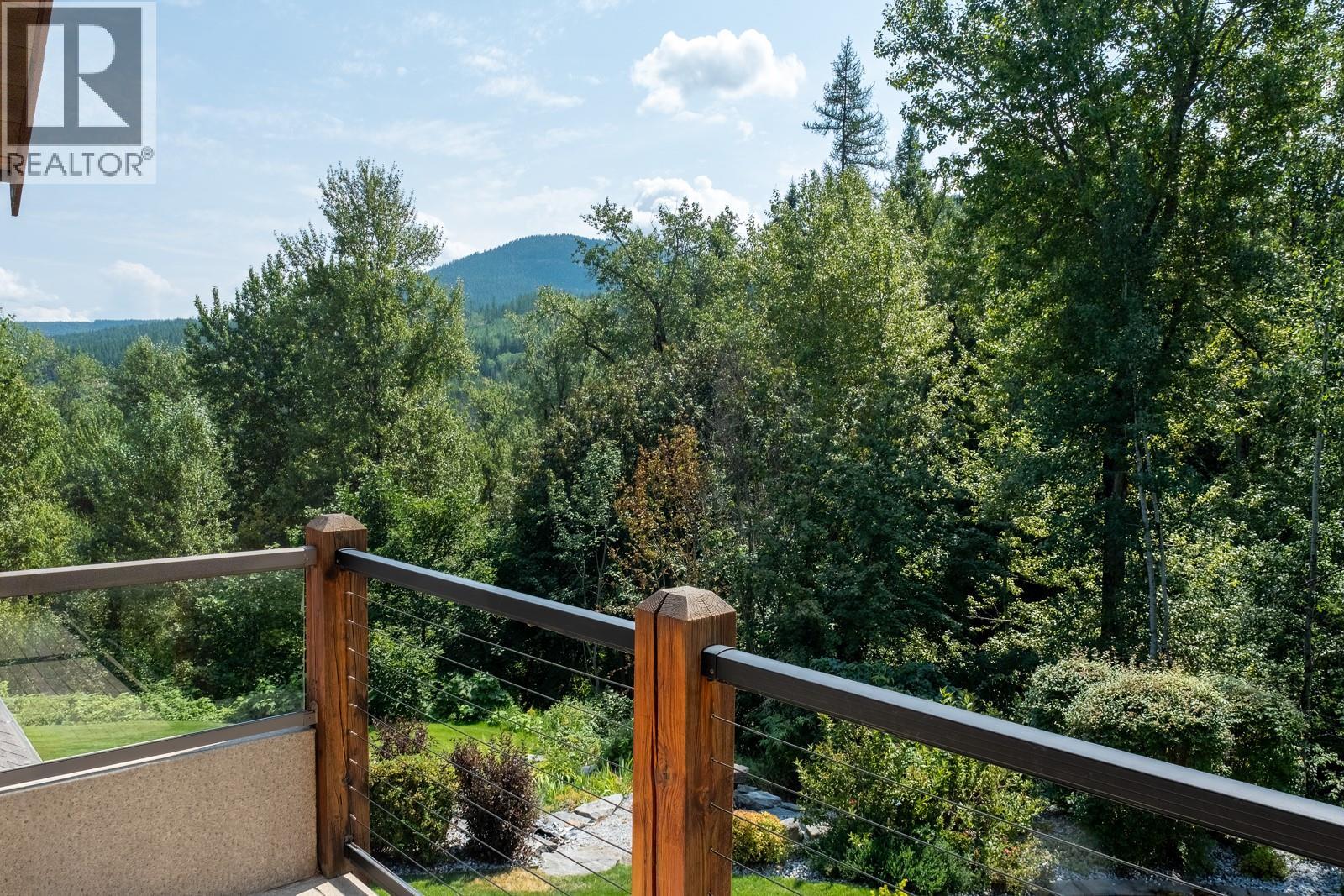 903 Redstone Drive, Rossland