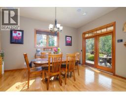 Living room - 903 Redstone Drive, Rossland, BC V0G1Y0 Photo 10