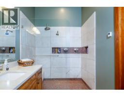 903 Redstone Drive, Rossland, BC V0G1Y0 Photo 27