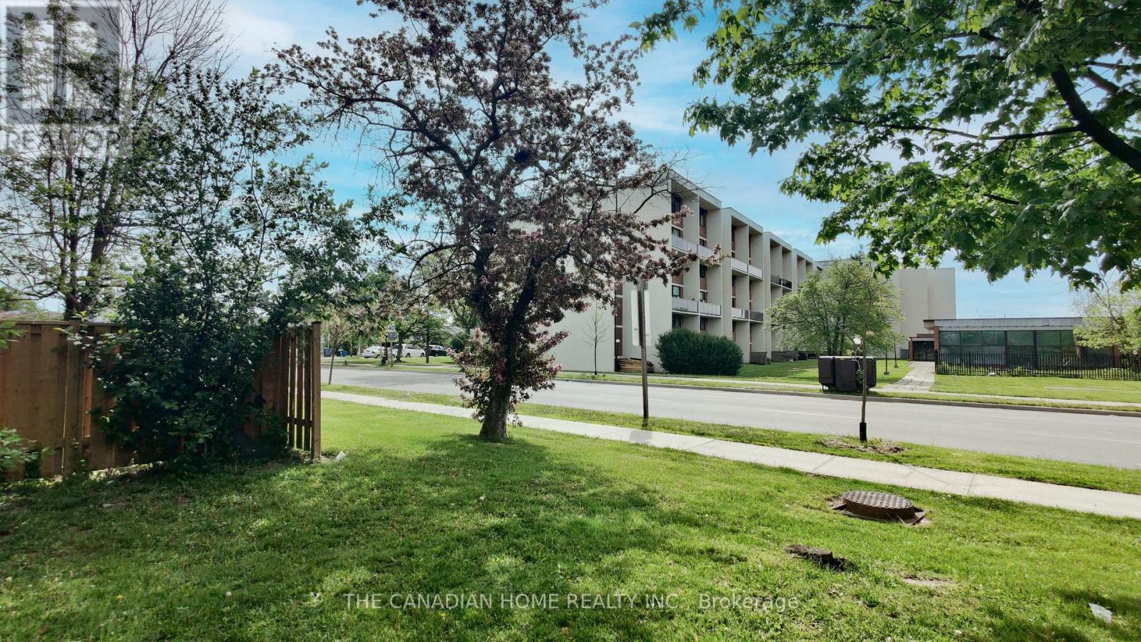 #115 1055 A FORESTWOOD DRIVE - Image 37