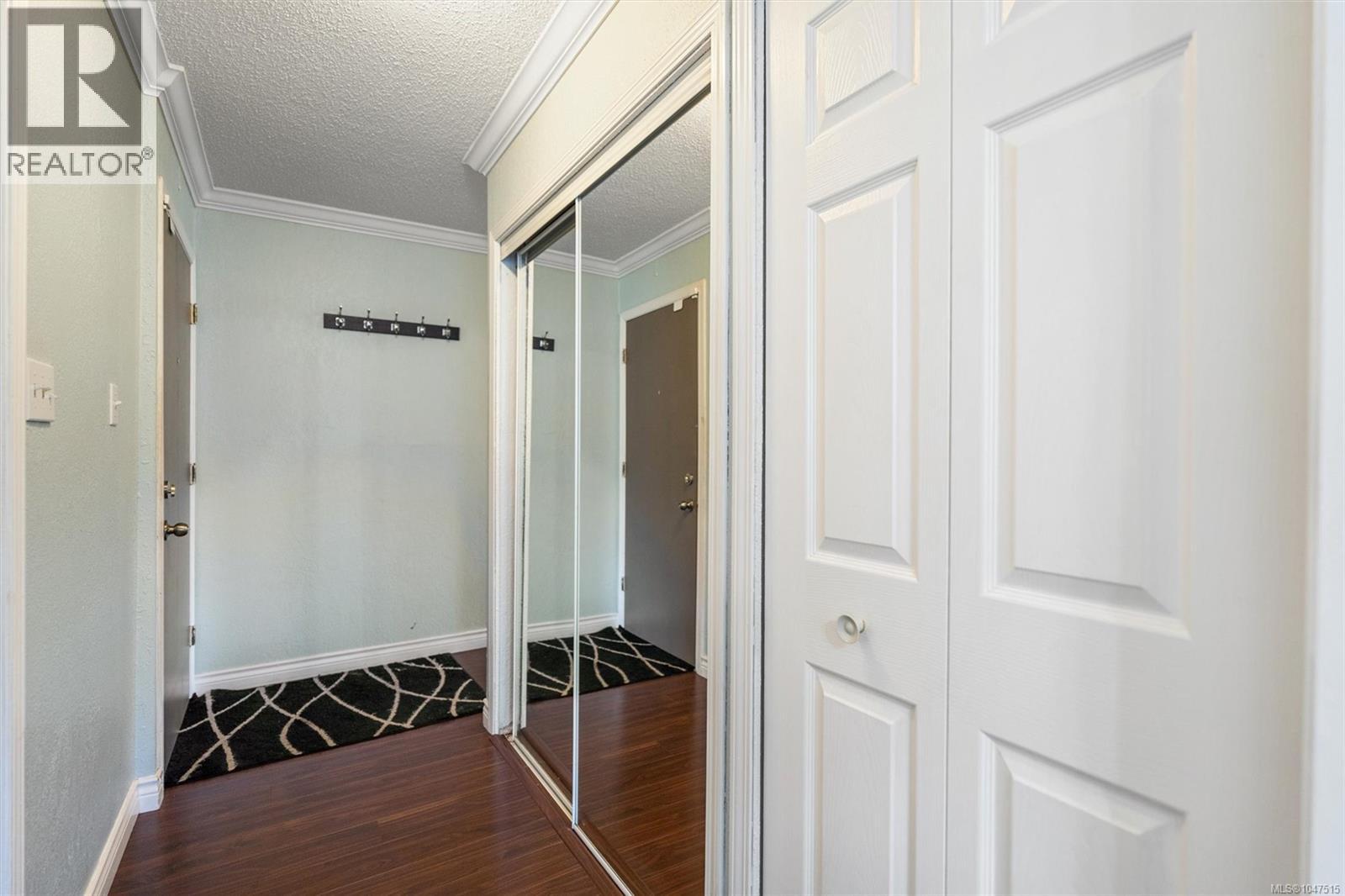 213 909 Pembroke St, Victoria