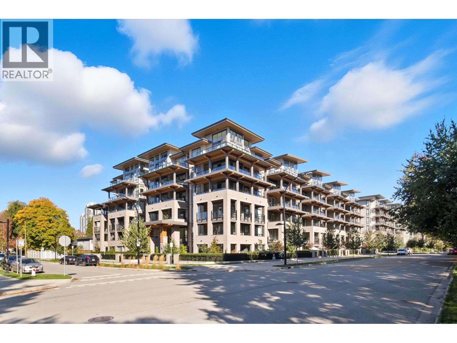 3xx 7588 16TH STREET, Burnaby