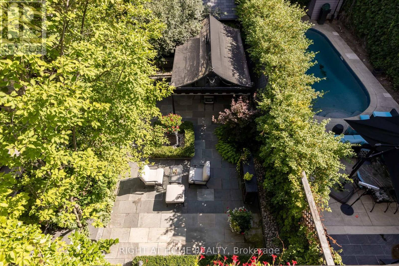 51 HAZELTON AVENUE - 33