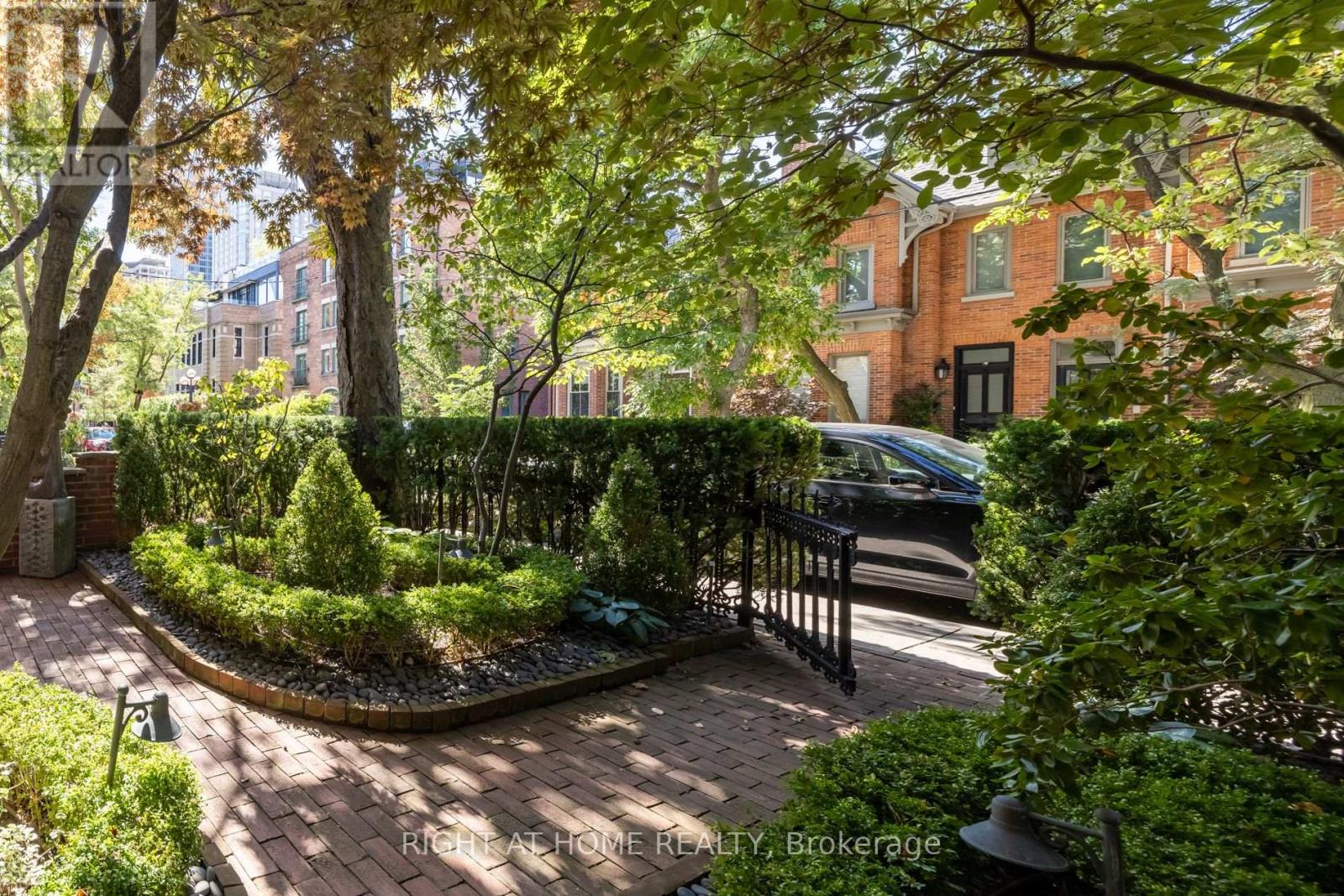51 HAZELTON AVENUE - 36
