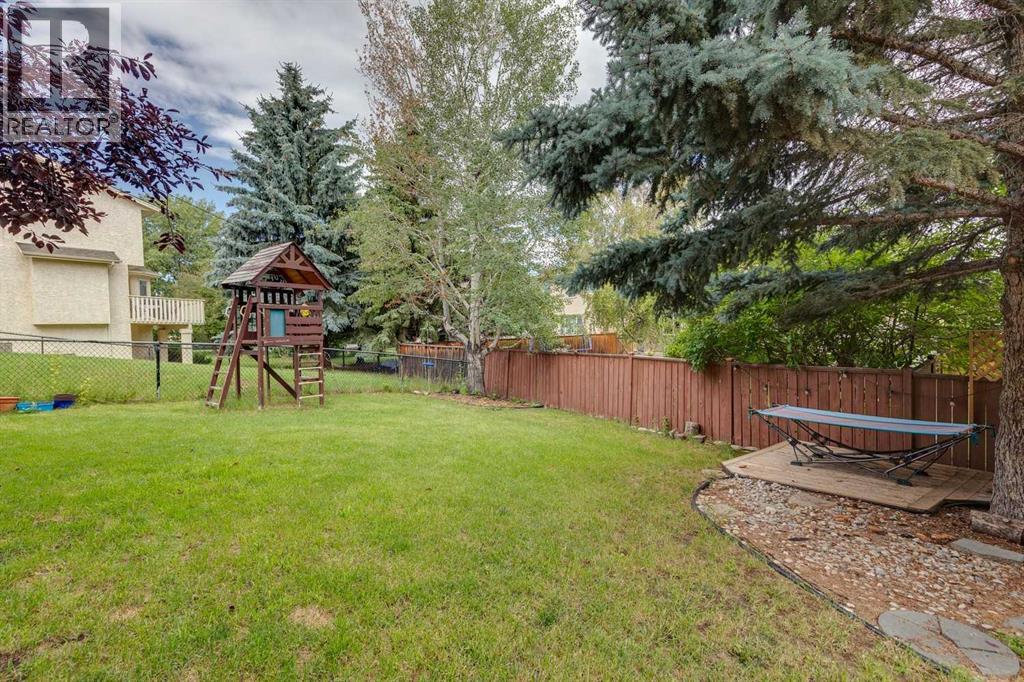 190 Mt Robson Close SE - Image 42