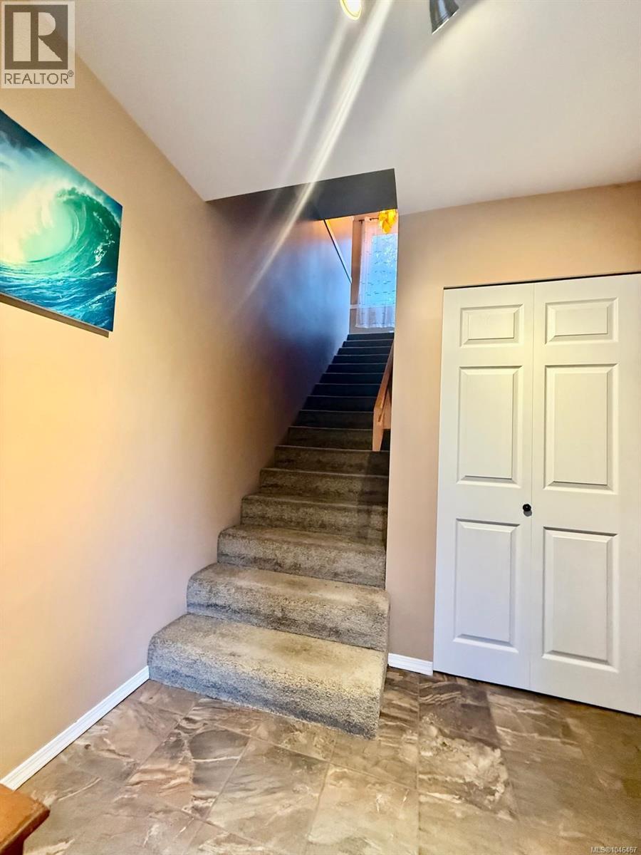 1212 Lynn Rd - 66