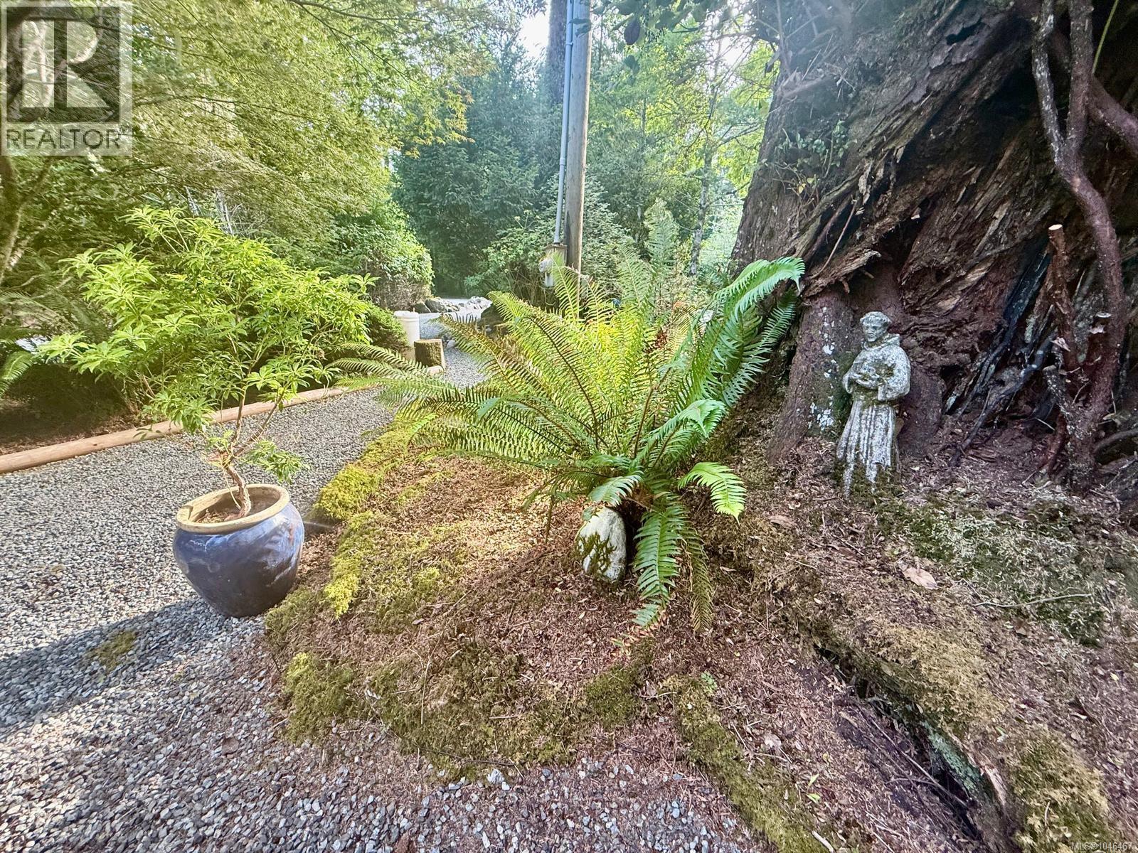 1212 Lynn Rd - Image 95