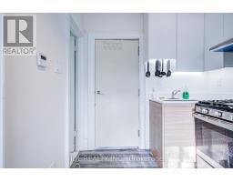 6 - 5 Sorauren Avenue, Toronto, ON M6R2C6 Photo 13