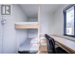 6 - 5 Sorauren Avenue, Toronto, ON M6R2C6 Photo 7