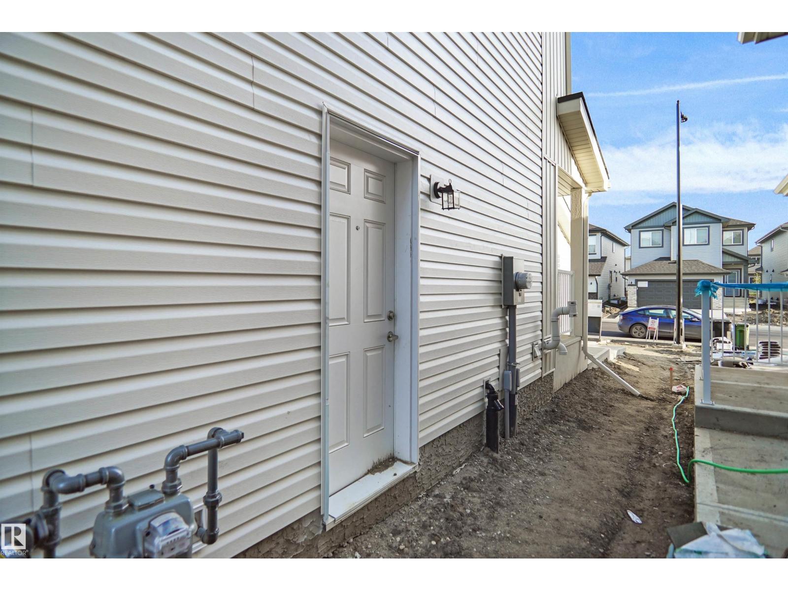 938 18 AV NW - 32