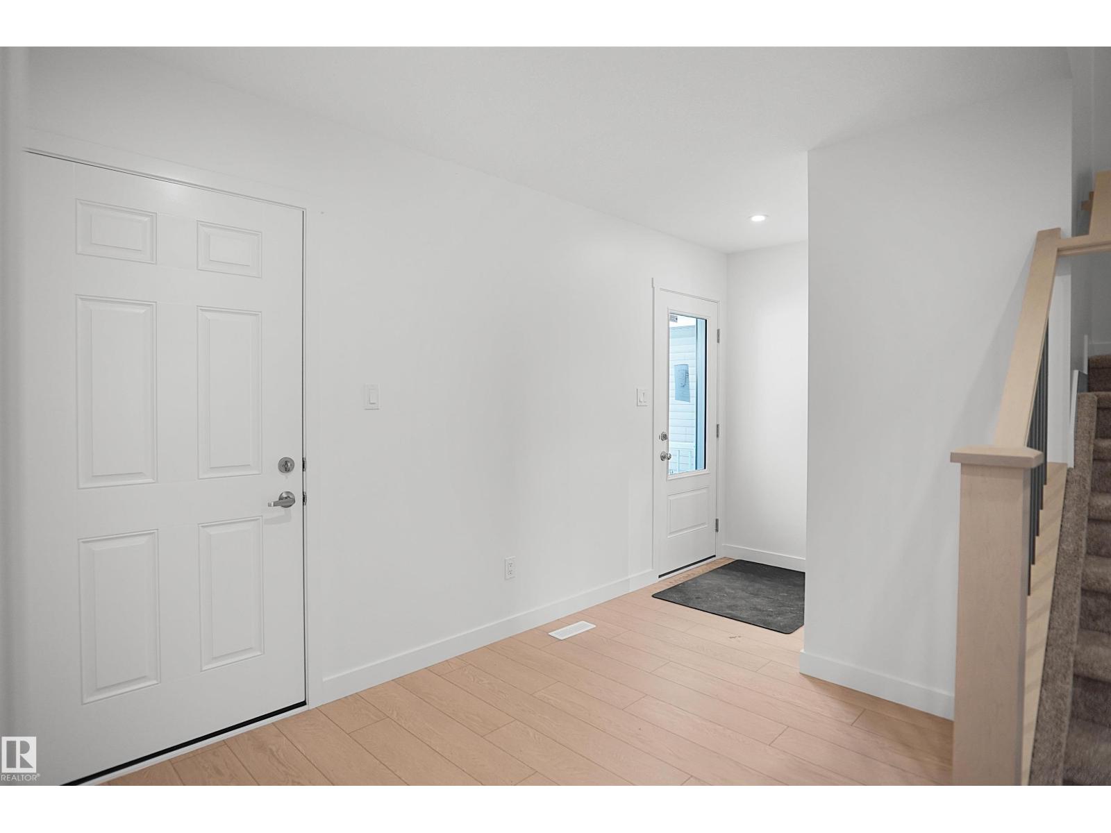 938 18 AV NW - 6