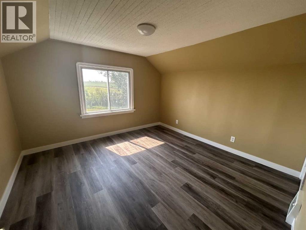 225074 583 Highway - Image 19