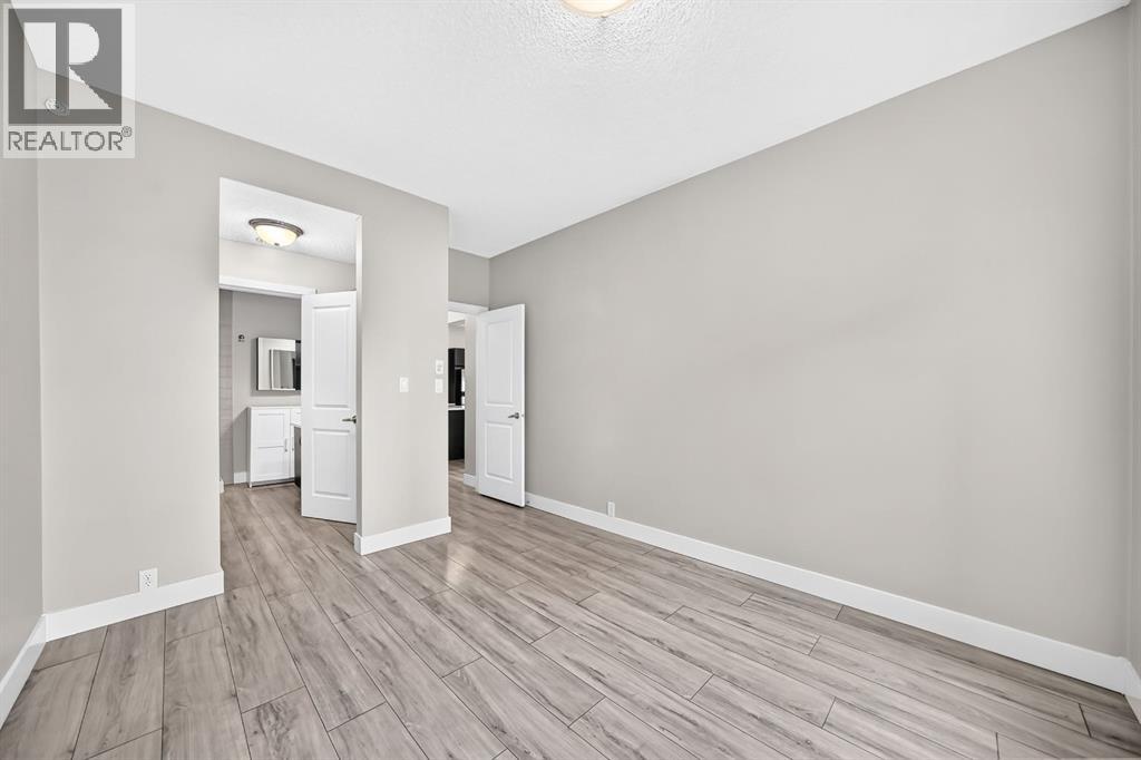 #1212 5605 Henwood Street SW - 12