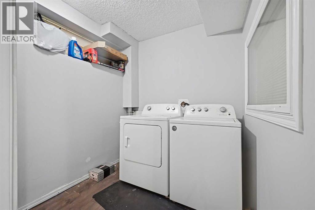 33 Saddlecrest Close NE - 32