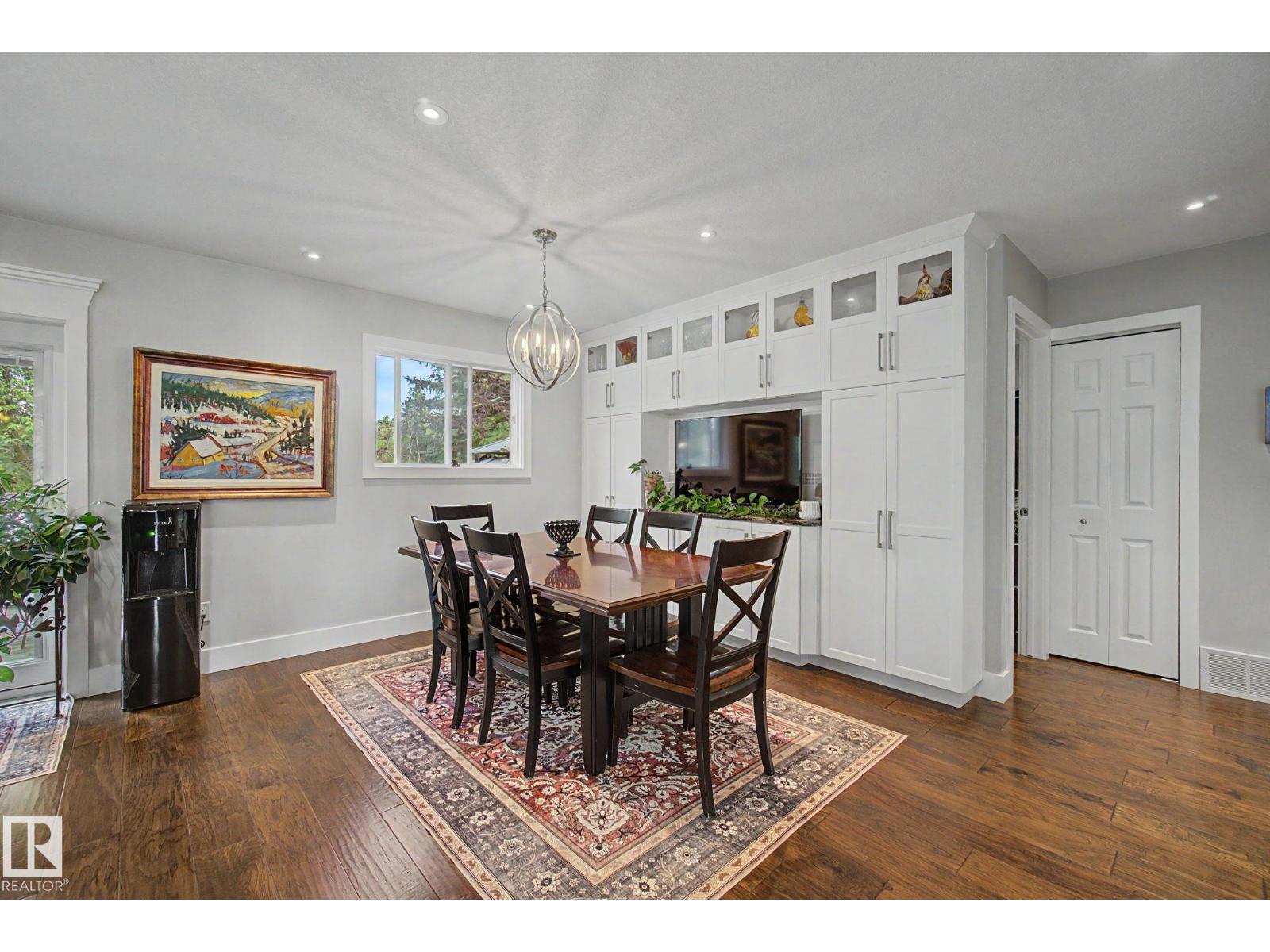29 LARCH WY - 14