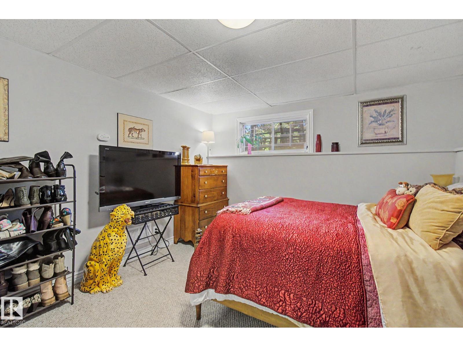 29 LARCH WY - Image 30