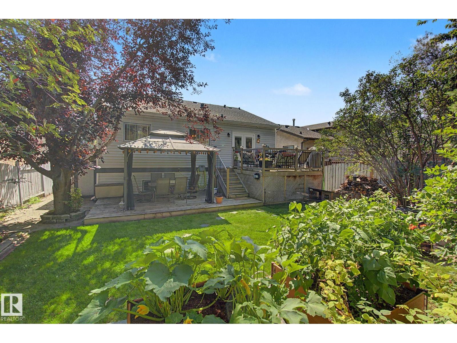 29 LARCH WY - 38