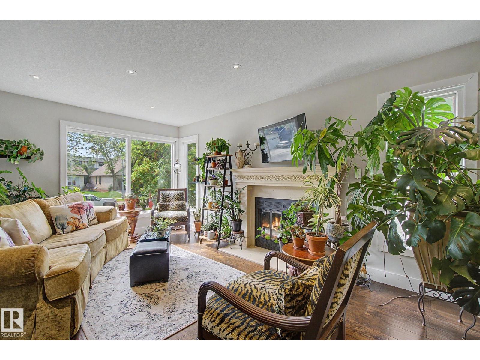 29 LARCH WY - 6