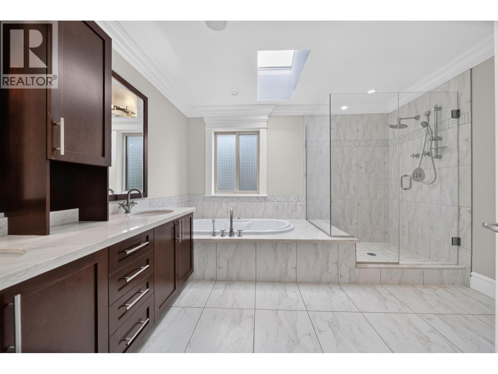 7688 WHEATER COURT, Burnaby