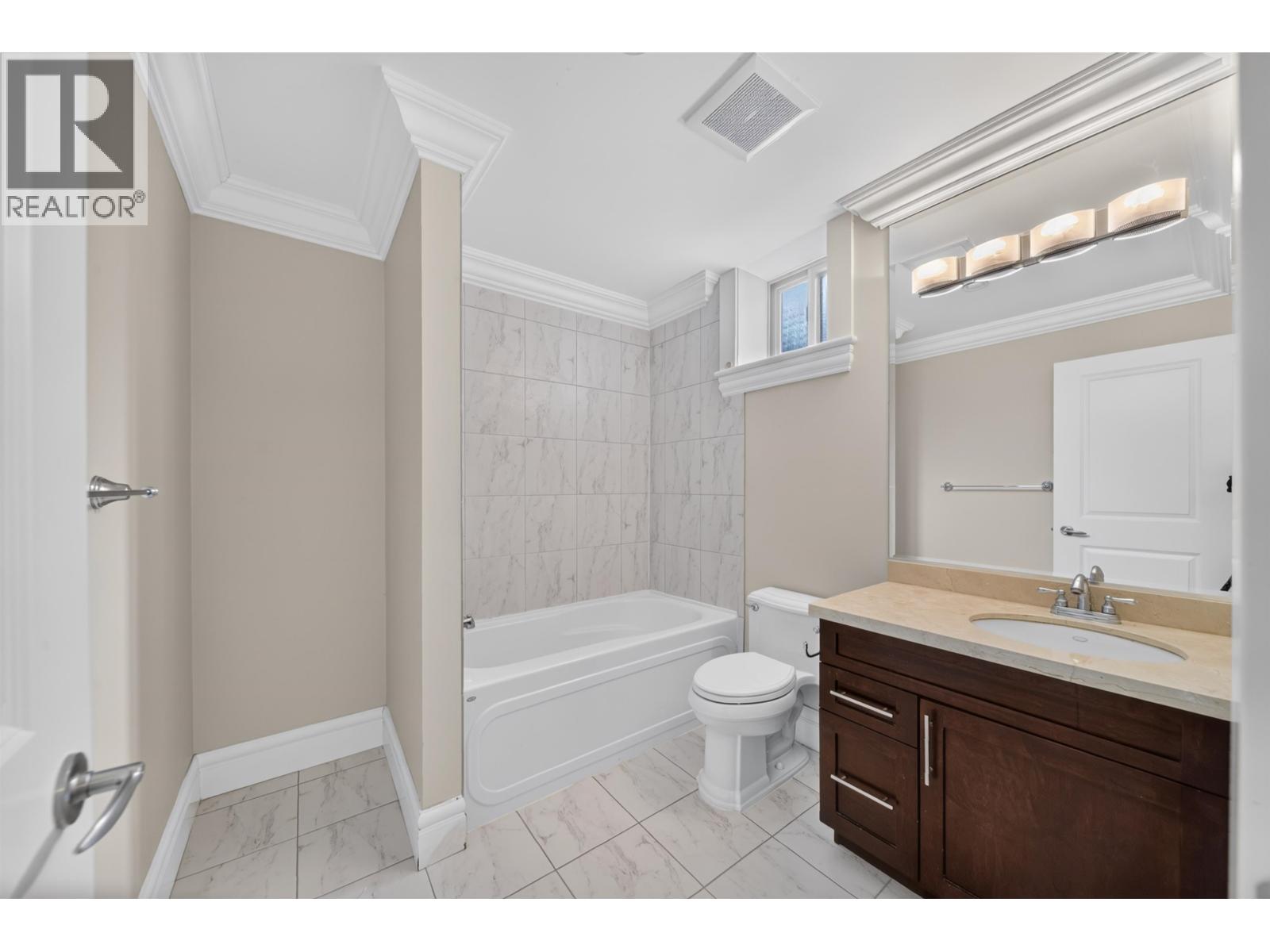 7688 WHEATER COURT, Burnaby