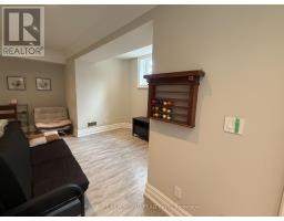 Bsmt - 19 Honeybourne Crescent, Markham, ON L3P1P4 Photo 12