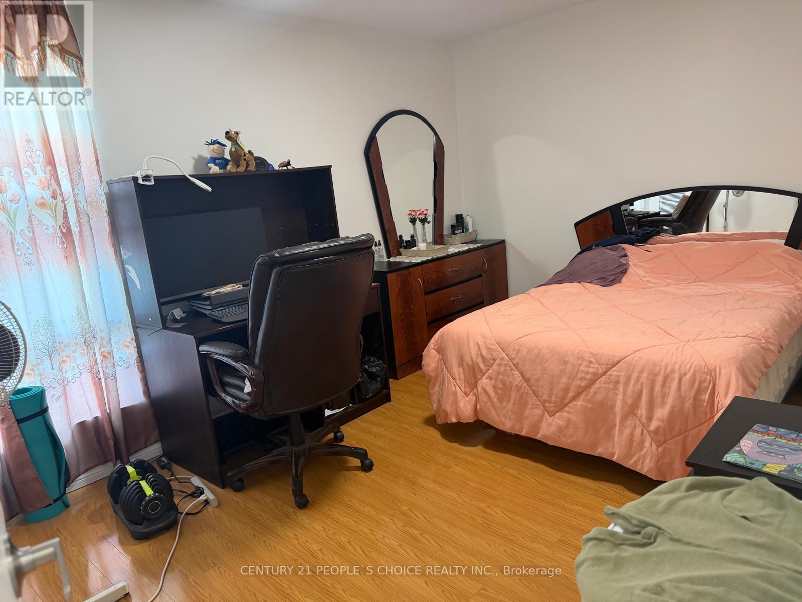 #1205 17 KNIGHTSBRIDGE ROAD - Image 29