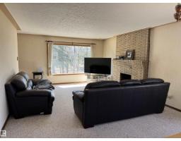 8118 Hwy 620, Rural Brazeau County, AB T7A2A1 Photo 9